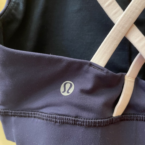 😍😍lululemon sports bra 😍😍 - Picture 4 of 5